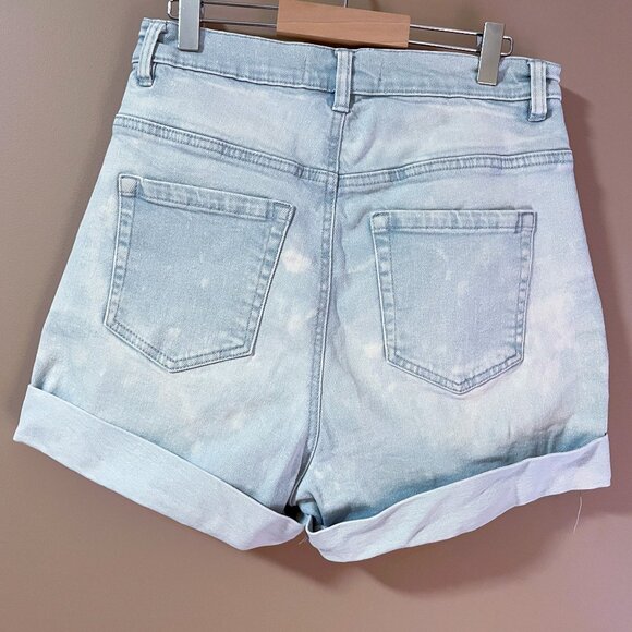 NEARLY NEW High Rise Jean Mom Rolled Stretch waist Bleach distressed Shorts Sz M - Picture 10 of 10
